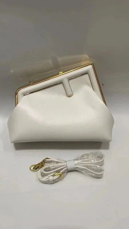 Ladies fashion purse