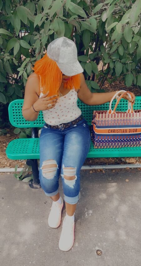 Ladies fashion designer beg